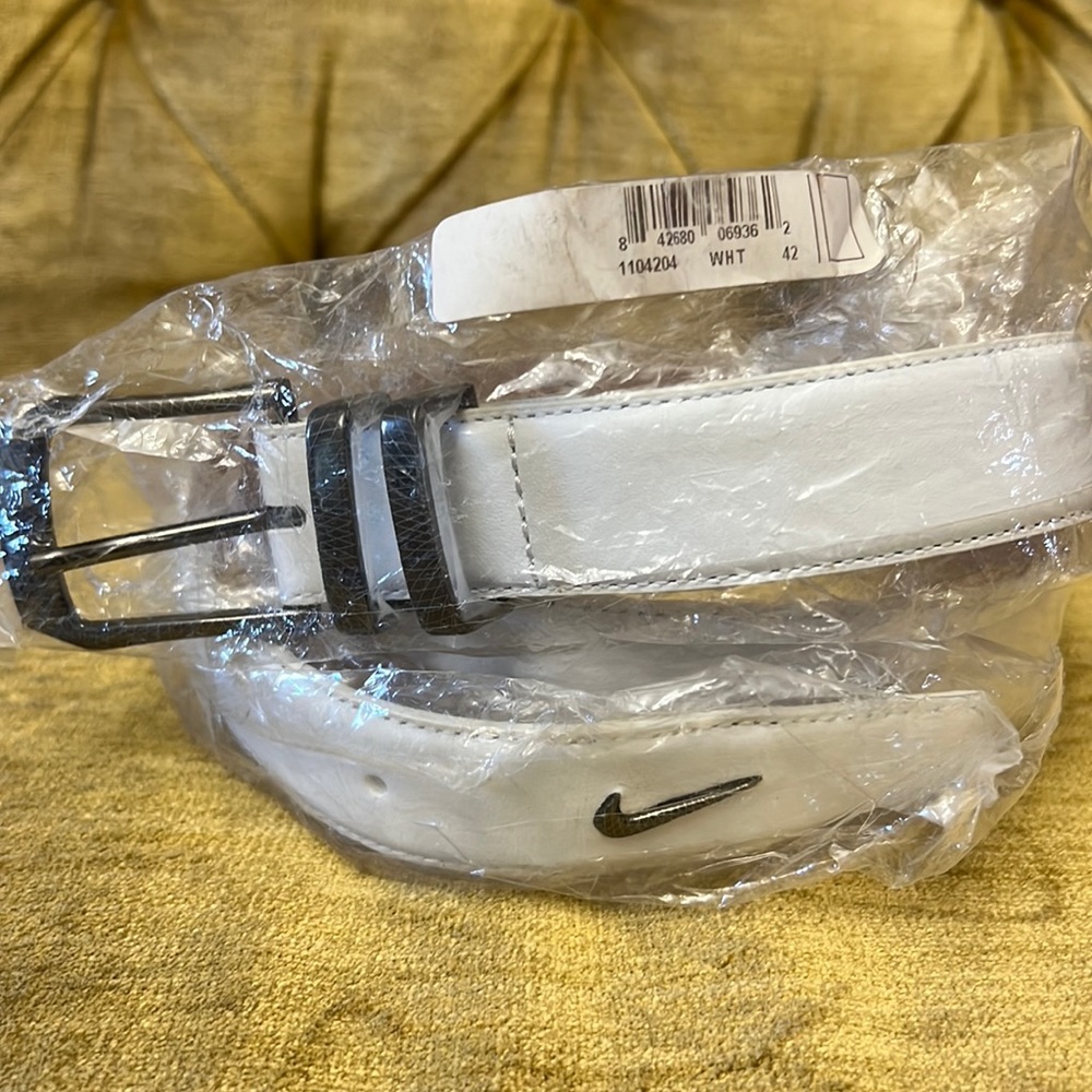 New Men’s Leather Nike Golf Belt
